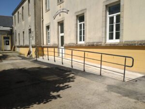 GARDE-CORPS-CREATION-ECOLE-300x225