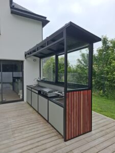 ABRI-DE-CUISINE-EXTERIEURE-ERGUE-GABERIC-225x300