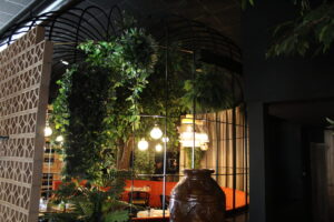 CAGE-RESTAURANT-MARGUERITE-QUIMPER-4-300x200