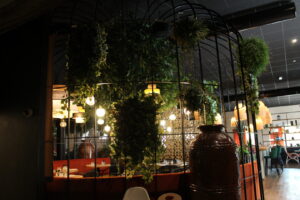 CAGE-RESTAURANT-MARGUERITE-QUIMPER-5-300x200