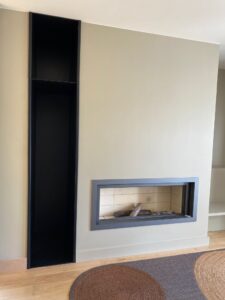 CAISSON-RANGEMENT-A-BOIS-RAL-9011-FINE-TEXTURE-LARMOR-PLAGE-6-225x300