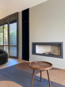 CAISSON-RANGEMENT-A-BOIS-RAL-9011-FINE-TEXTURE-LARMOR-PLAGE-7-225x300