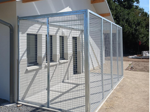 INSTALLATION D&rsquo;UNE CAGE POUR LA SPA A QUIMPER