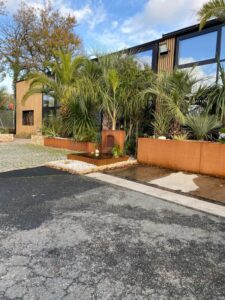 JARDINIERES-EN-CORTEN-QUIMPER--225x300