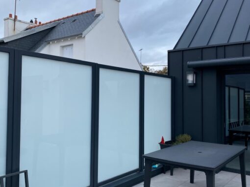 PARE-VUE VITRE OPAQUE SUR CONCARNEAU