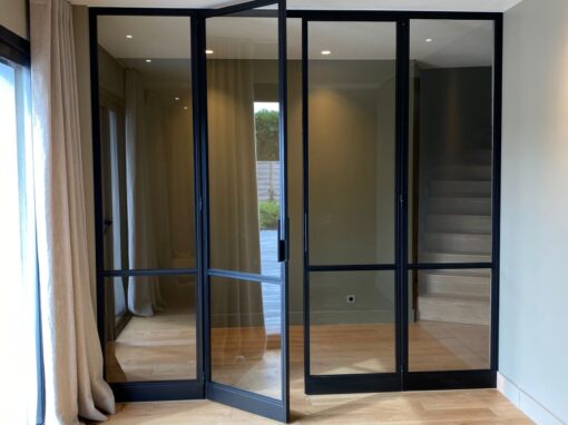 PORTES VITREES BATTANTES RAL 9005 FINE TEXTURE LARMOR PLAGE 5