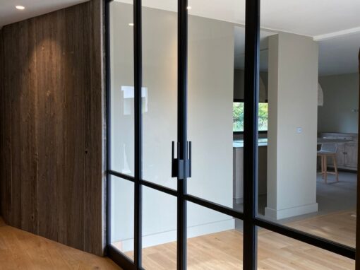 PORTES VITREES BATTANTES RAL 9005 FINE TEXTURE LARMOR PLAGE