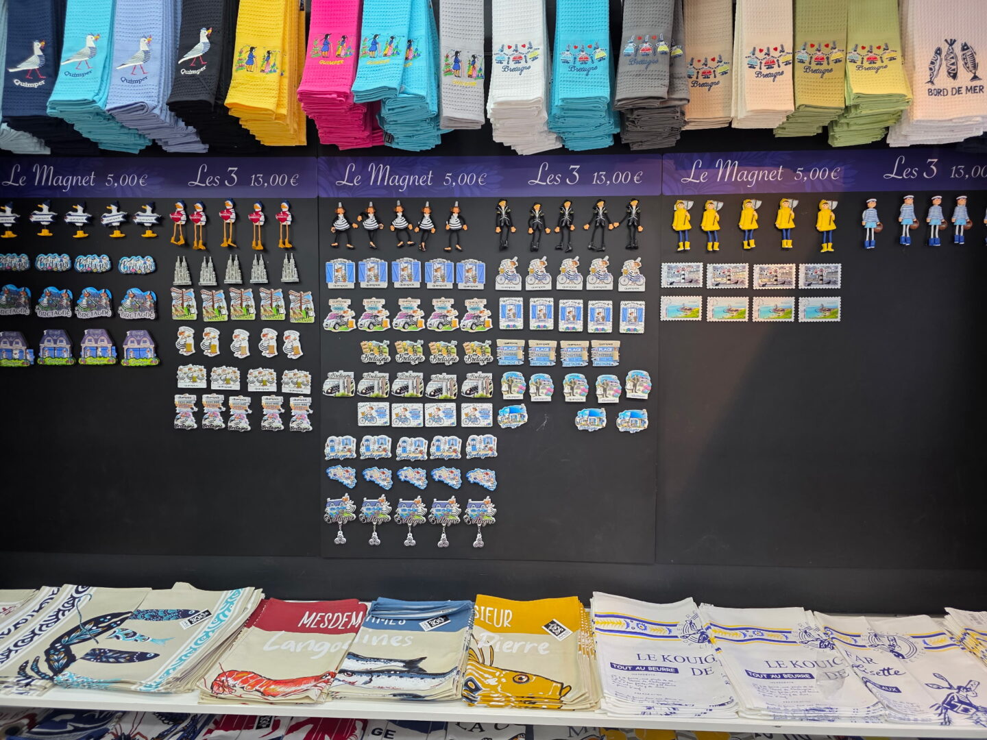 TABLEAU POUR MAGNETS MAGASIN ART DE CORNOUAILLE QUIMPER